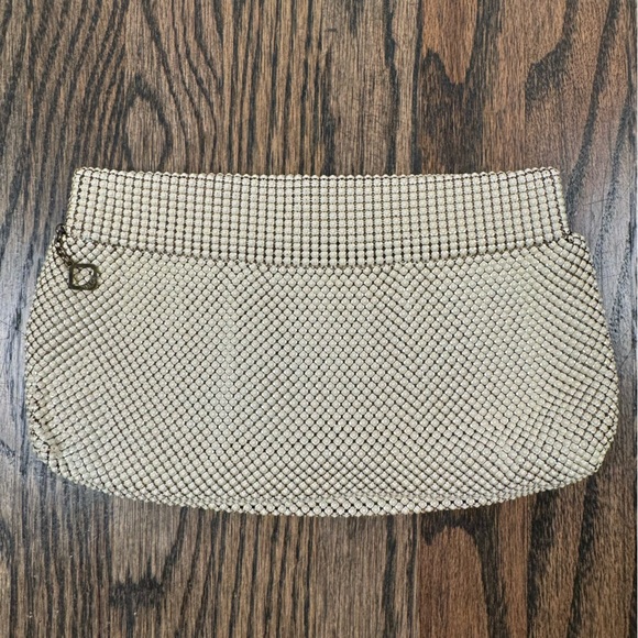 Vintage Whiting & Davis Co. Mesh Cream Bag Clutch - Picture 1 of 8